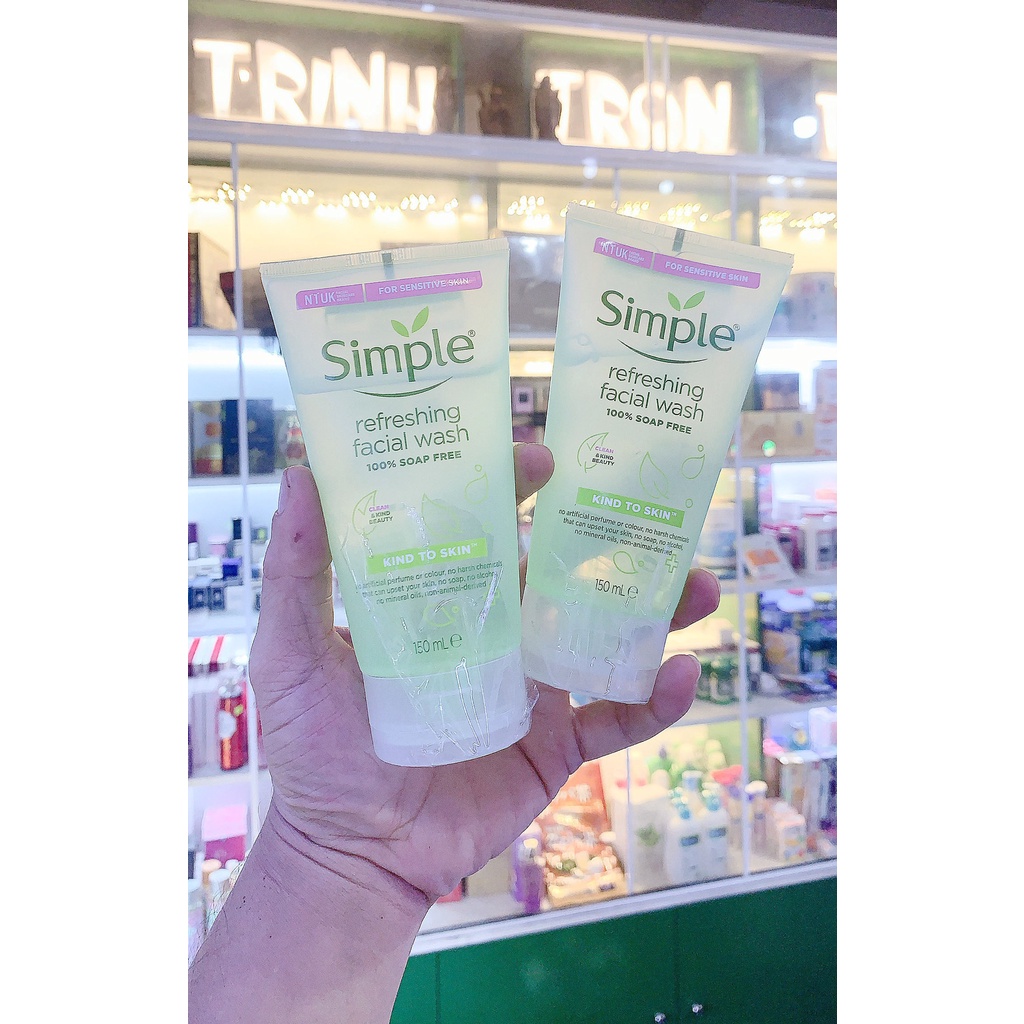 Sữa Rửa Mặt Da Nhạy Cảm Simple Kind To Skin Refreshing Facial Wash Gel