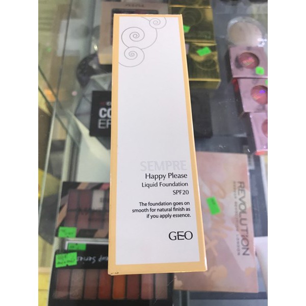 Kem nền trang điểm Geo Sempre Happy & Please Liquid Foundation