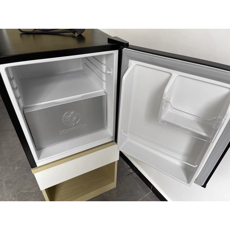 Tủ lạnh bảo quản đồ uống HKC x Jagermeister 34L chính hãng phong cách retro