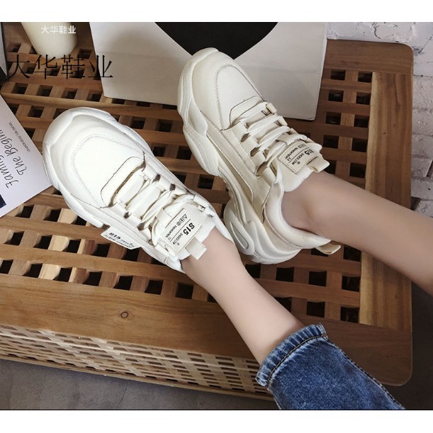 GIÀY SNEAKER THỂ THAO ĐỘN ĐẾ ULZZANG HOT 2020 HAI MÀU TRẮNG, BE