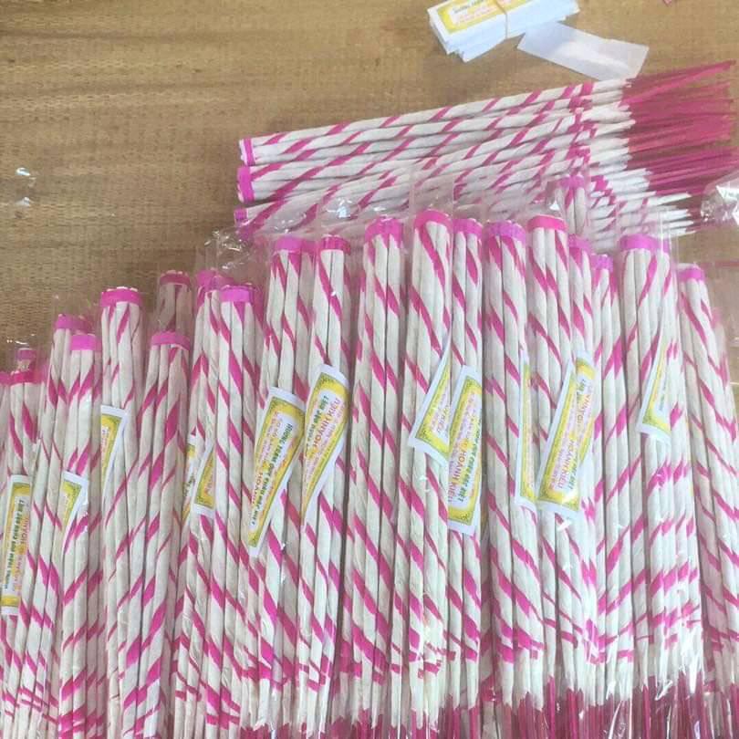 HƯƠNG TRẦM QUỲ CHÂU NGHỆ AN-HƯƠNG BÀI ĐƯỢC LÀM TỪ RỄ CÂY HƯƠNG BÀI ĐÀO TRÊN NÚI MIỀN TÂY XỨ NGHỆ  búp 10 cây