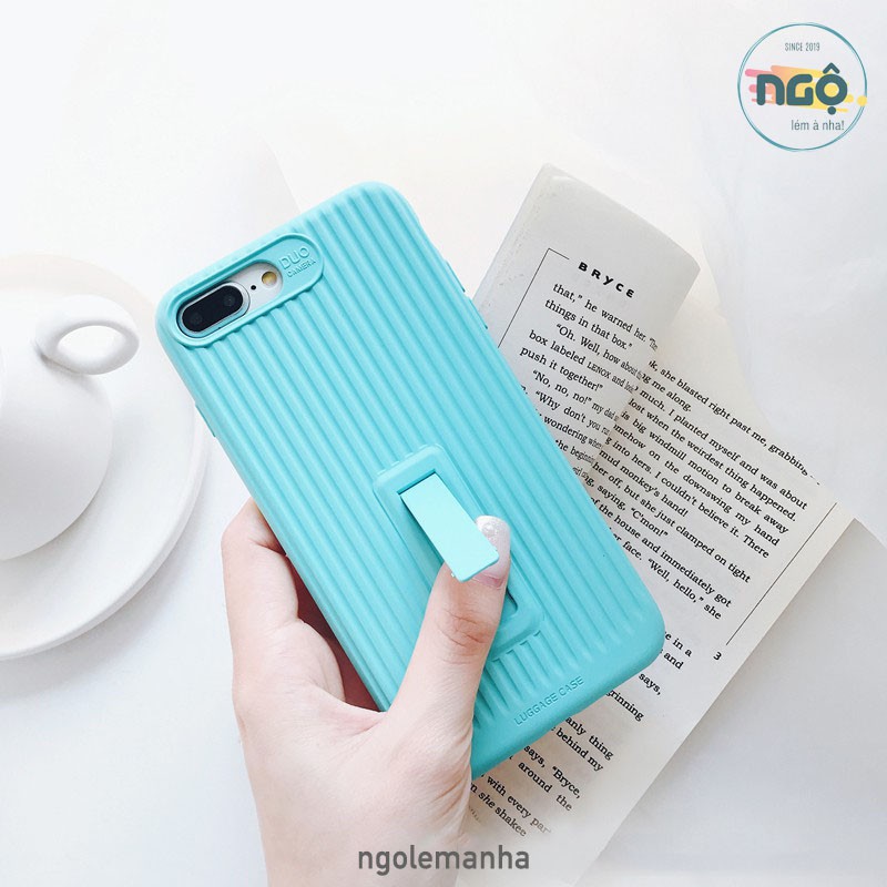 Ốp Vali Trơn chất dày, có chân chống xem phim