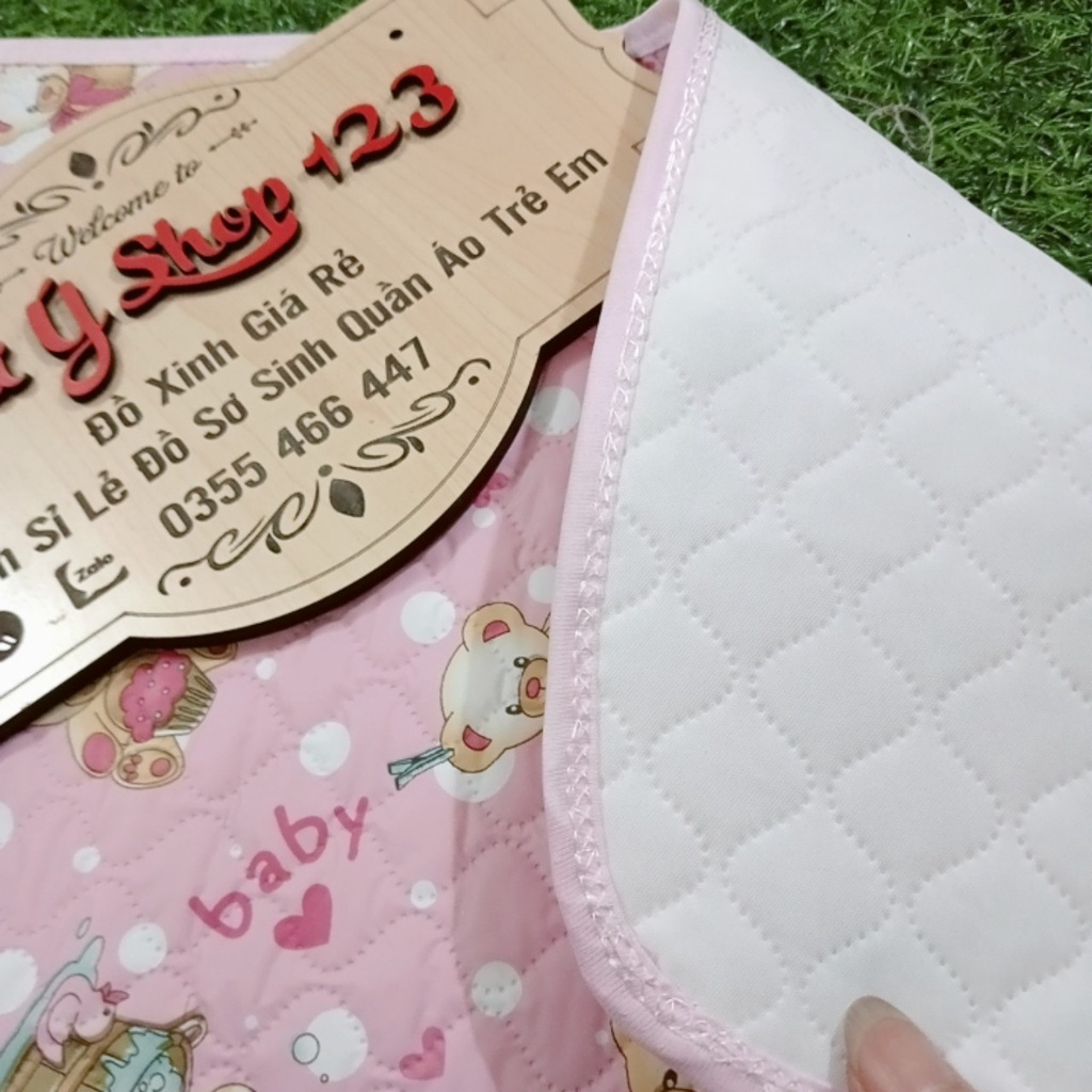 B33 - Chiếu Lót Thay Bỉm Chống Thấm Cho Bé Sơ Sinh, Chiếu Nhựa Đài Loan Cho Bé
