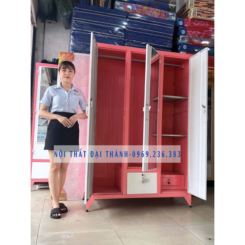 Tủ sắt quần áo sơn tĩnh điện 3 cửa màu hồng có hộc kéo rộng 1m2- cao 1m8 - Nội Thất Đại Thành