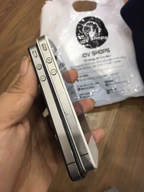 Điện thoại iPhone 4 Quốc tế