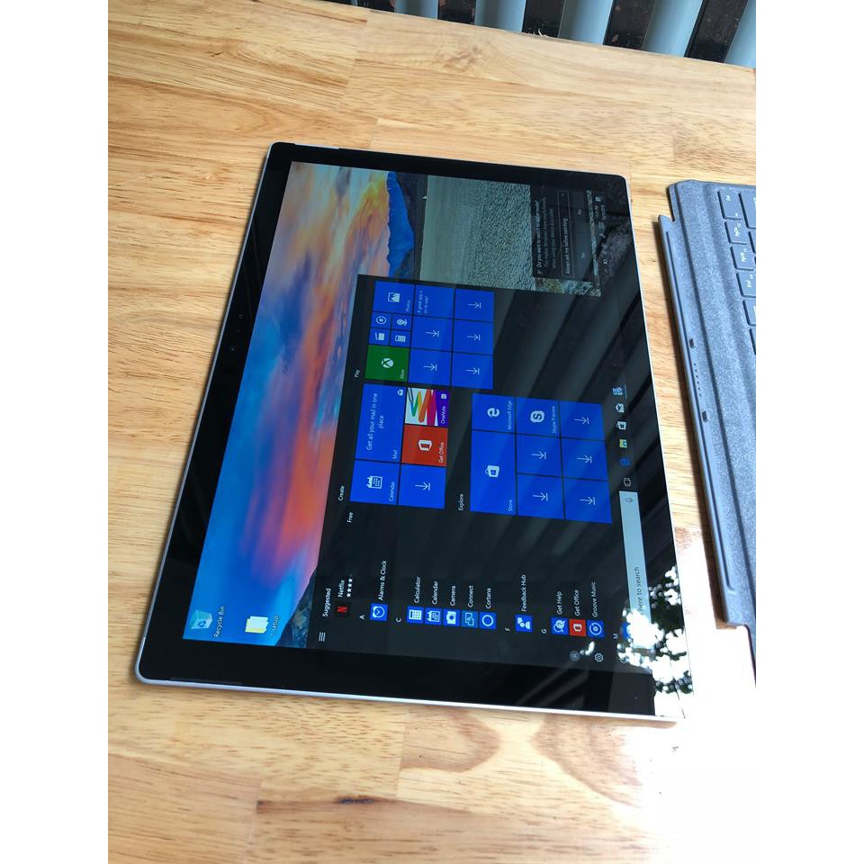 Surface PRO 5 ( 2017 ) , Core i5, 8G , 256G, 3K, Touch, zin100%