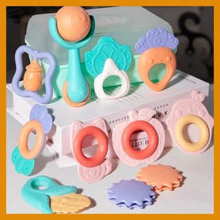Bộ 15 món gặm nướu xúc xắc Baby Rattle