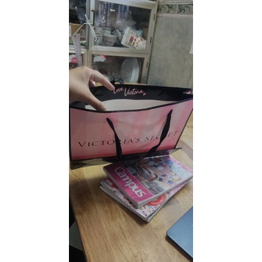 Túi giấy Victoria's secret nhiều kích thước