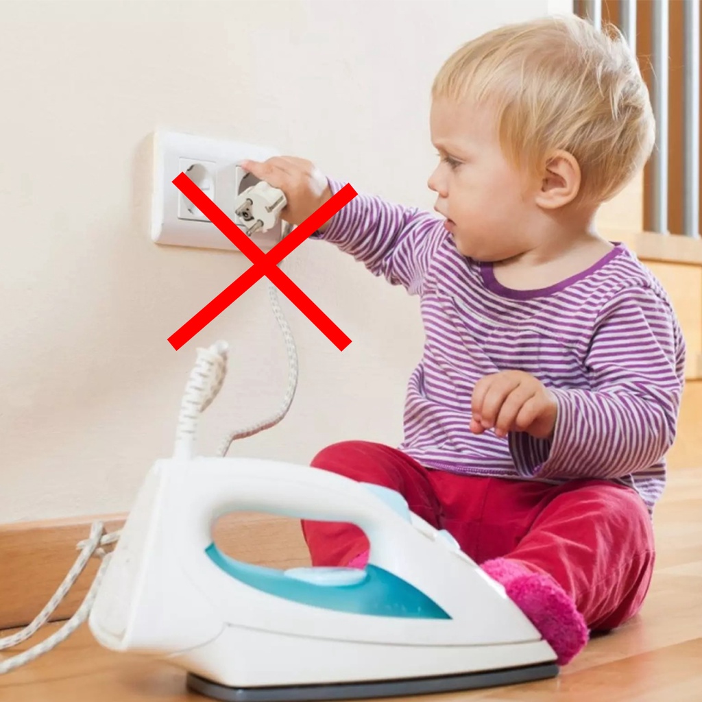 Nút bịt ổ điện 2 chân - Chống giật, nhỏ gọn chắc chắn, bảo vệ an toàn cho bé.