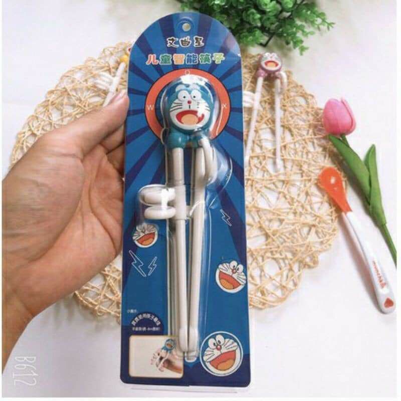 Đũa tập gắp hình doremon cho bé