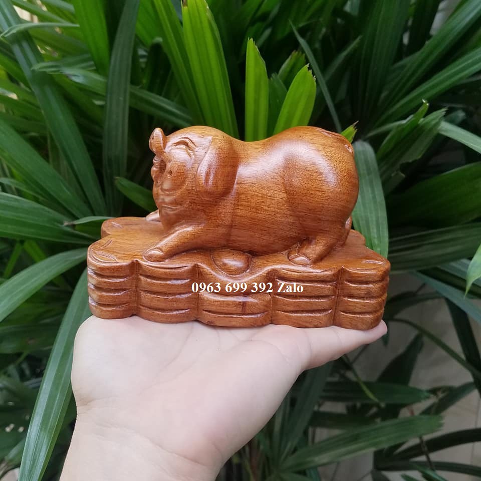 Tượng con lợn gỗ hương