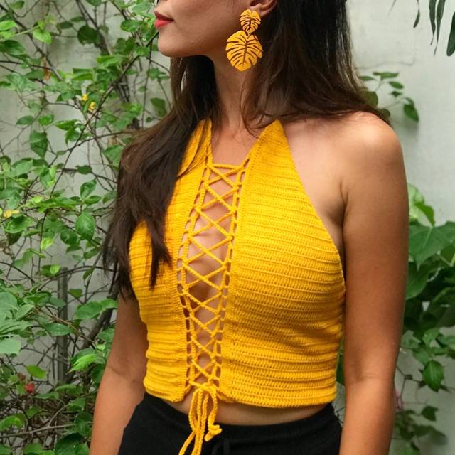 Áo Croptop Yếm Đan Dây Sexy Hở Lưng Vàng Handmade Móc Len Boholy Top