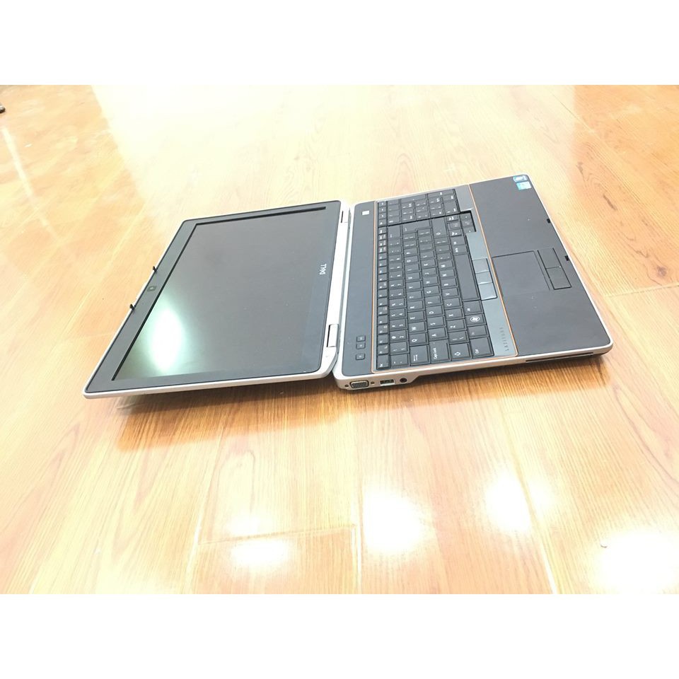 Laptop cũ Dell Latitude E6520 i5, ram 4gb, ổ cứng 250gb màn 15,6inh cạc HD 3000 Fui phím số tặng túi đựng máy,chuột