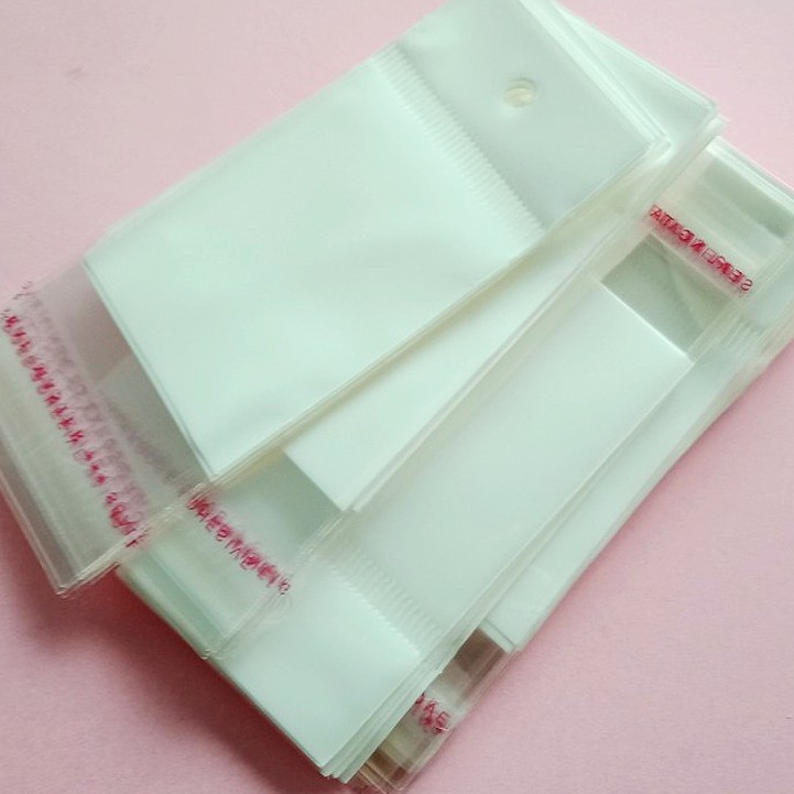 Túi opp màng sữa cỡ nhỏ số 5 có lỗ treo và keo dán mép gói hàng đẹp và sang trọng