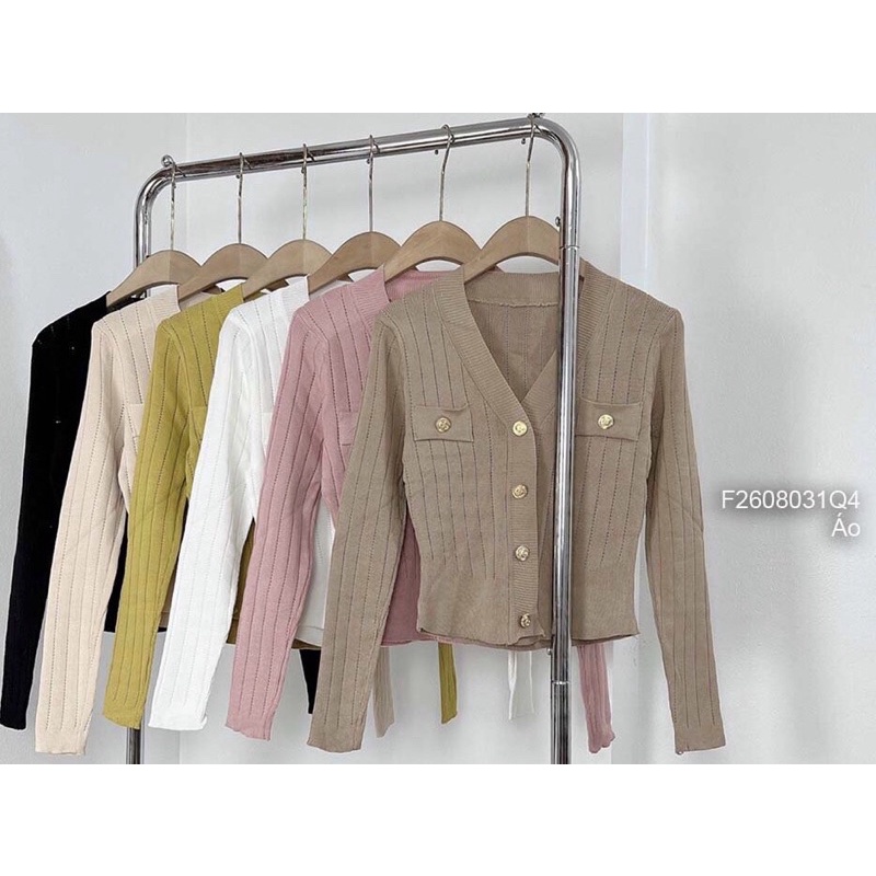 Áo len cổ V dài tay 4 nút đắp hai nắp túi TT2608