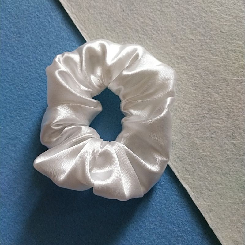 Dây buộc tóc vải, cột tóc scrunchies đen trắng nhiều mẫu dễ thương loại to