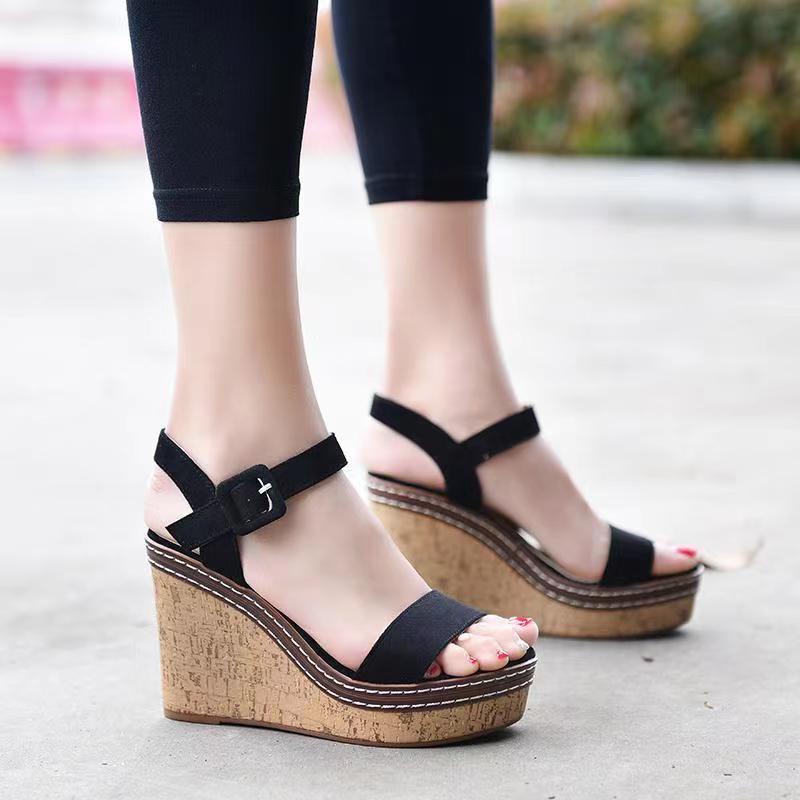 Giày Sandal Da Lộn Đế Xuồng Dày Dặn Chống Thấm Nước Phong Cách Âu Mỹ Mới Cho Nữ
