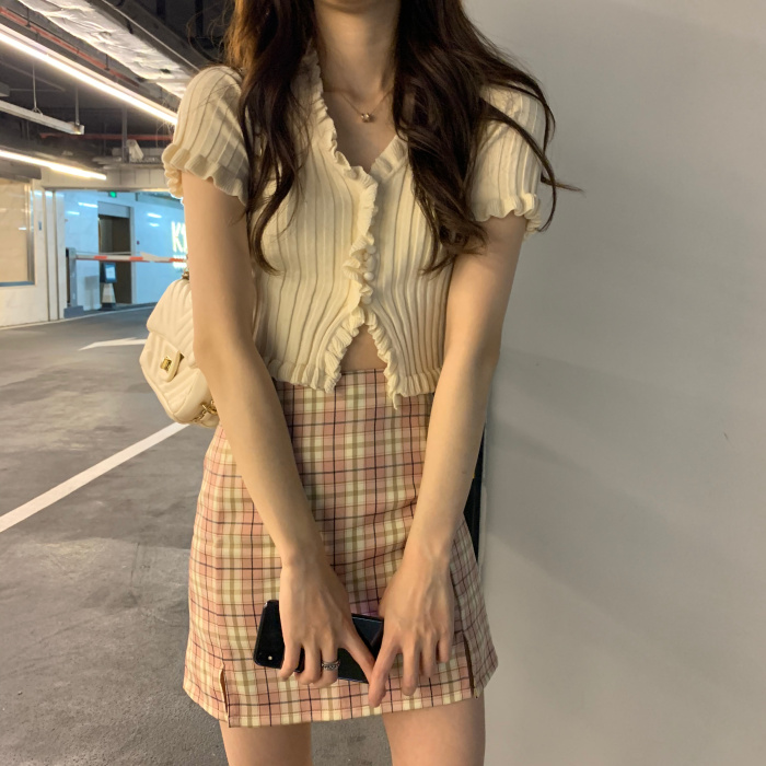 Áo kiểu tay ngắn thiết kế thời trang trẻ trung cho nữ