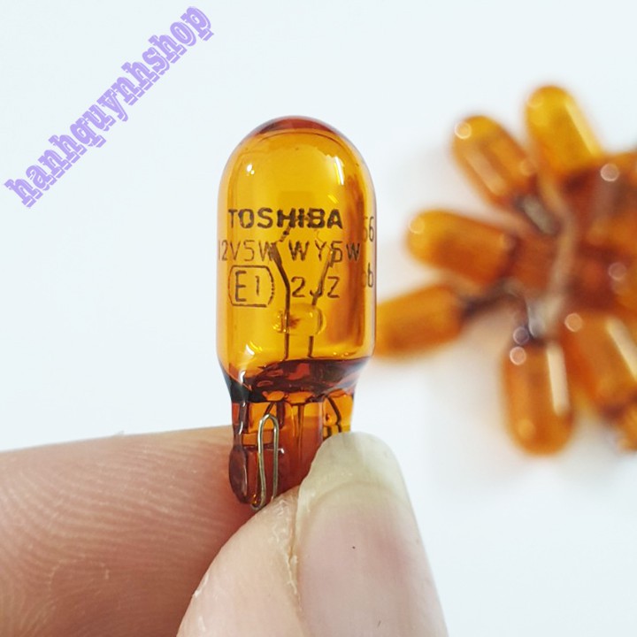 Hộp 10 Bóng Đèn T10 12V 5W Xi Nhan Vàng 1 Tóc Đui Cắm Toshiba