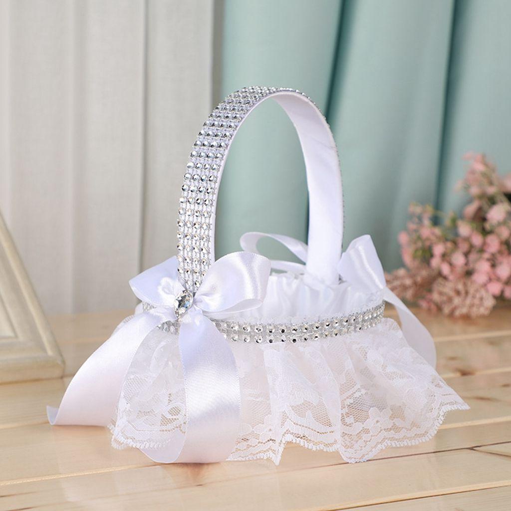 1 Giỏ Hoa Ren Trang Trí Tiệc Cưới Lãng Mạn