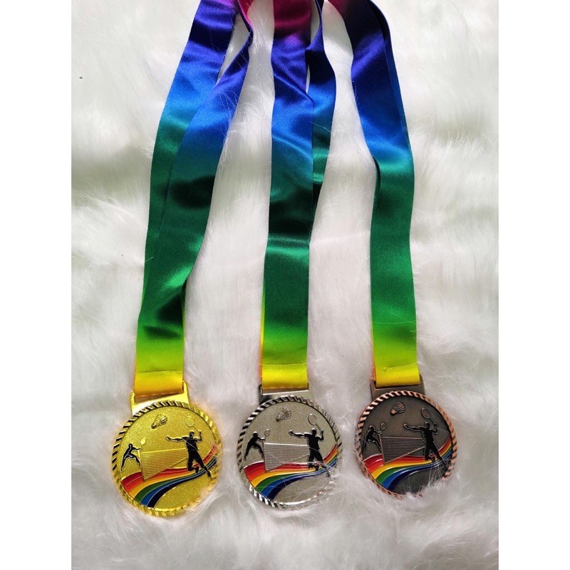 Huy chương bóng đá, bóng chuyền , cầu lông   huy chương thể thao cao cấp