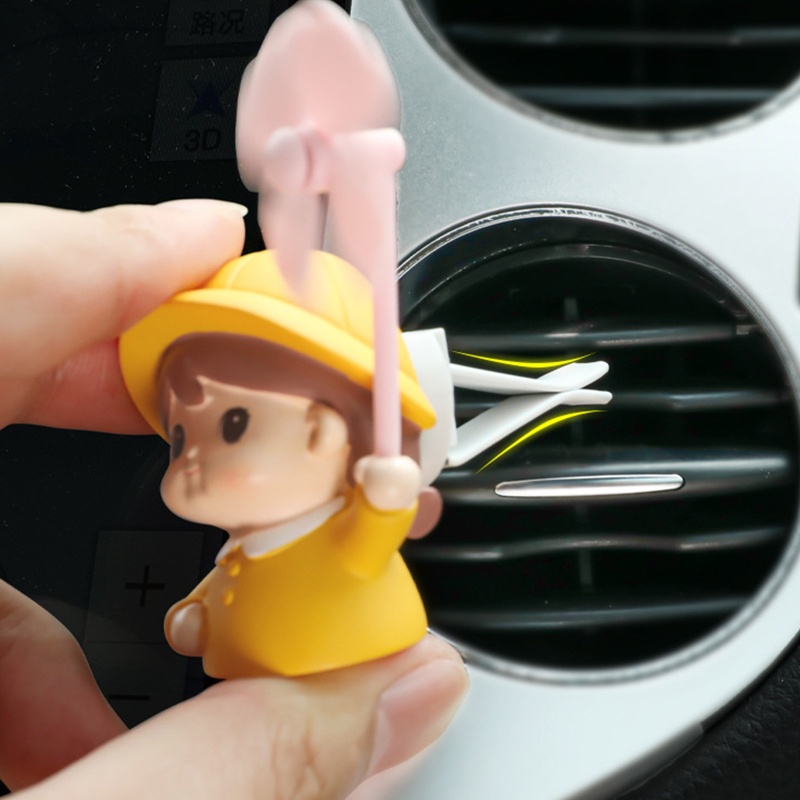 Máy Khuếch Tán Không Khí Xe Hơi Mini Kèm Kẹp Xoay Trang Trí