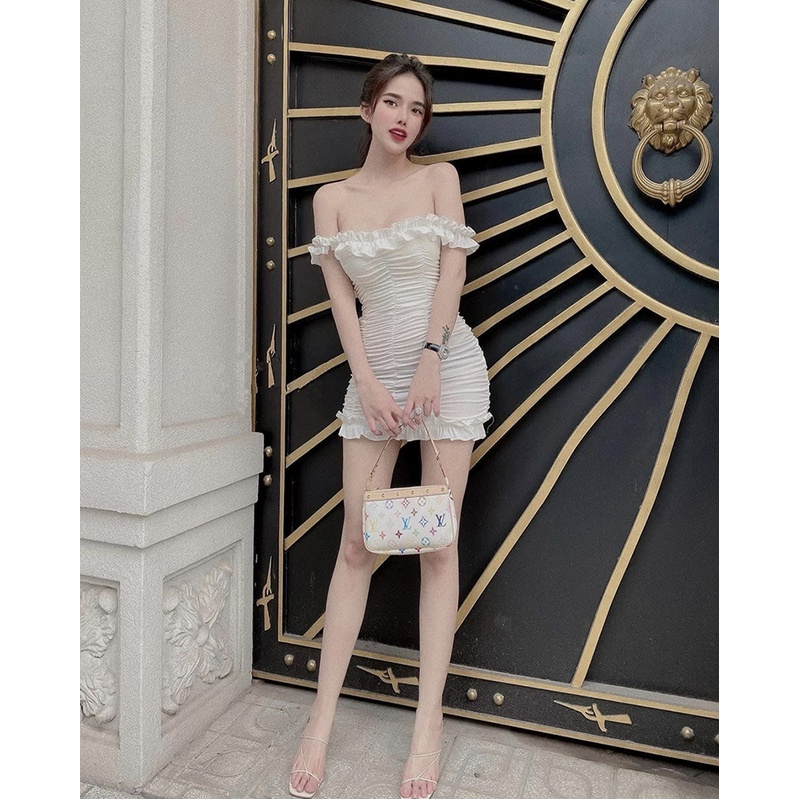 Đầm body bẹt vai