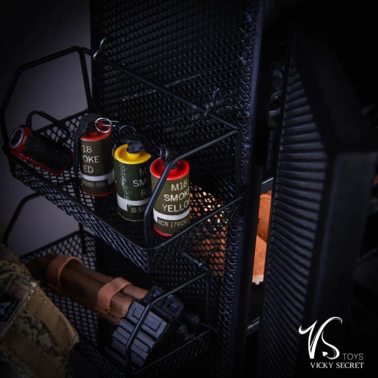 Hòm Đồ Lính mô hình action figure 1/6