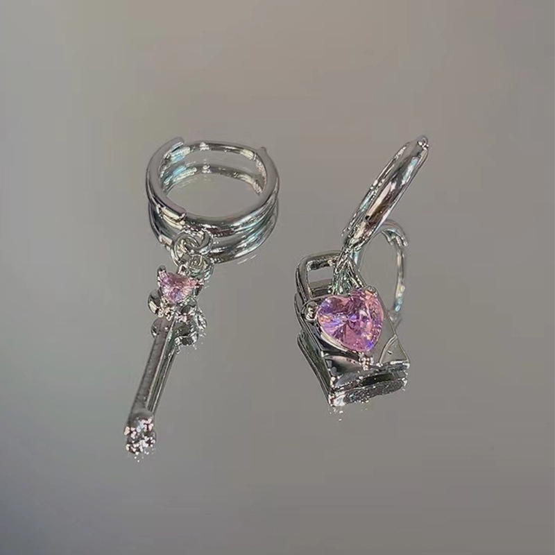 Khuyên Tai Hình Ổ Khóa / Chìa Khóa Trái Tim Màu Hồng Ngọt Ngào Cao Cấp Dành Cho Bạn Nữ