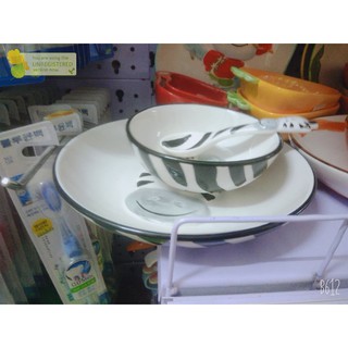BÁT ĂN DẶM CHO BÉ BẰNG SỨ
