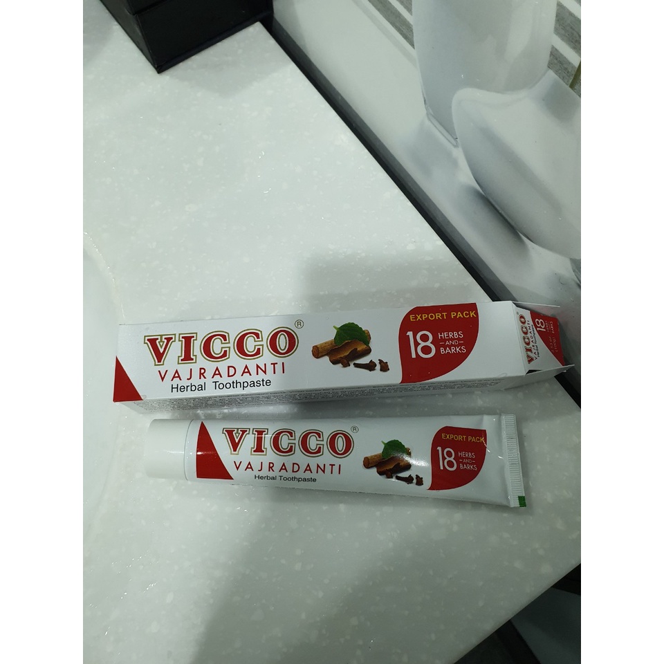 Kem đánh răng thảo dược Patanjali Ấn Độ 100g