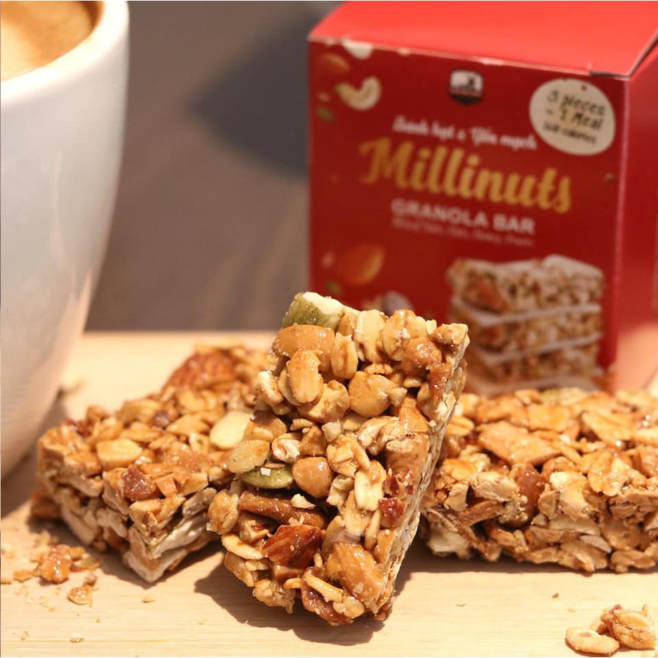 Thanh ngũ cốc ăn kiêng Granola Bazanland 30gr mix 6 loại hạt dễ ăn giòn tan đầy đủ dinh dưỡng