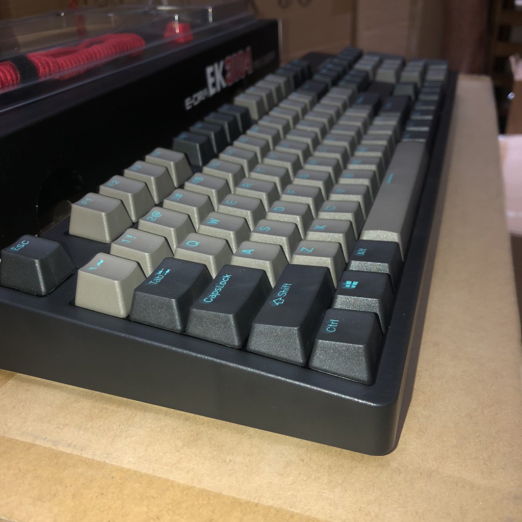 Bàn phím cơ E-DRA EK3104 PRO CHERRY Switch - Tặng 1 keycap cờ đỏ sao vàng cho nút ESC siêu đẹp - Bảo hành 2 năm