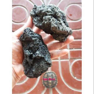 Đá đen Gia Lai trang trí hồ cá, làm thác cát 1kg.
