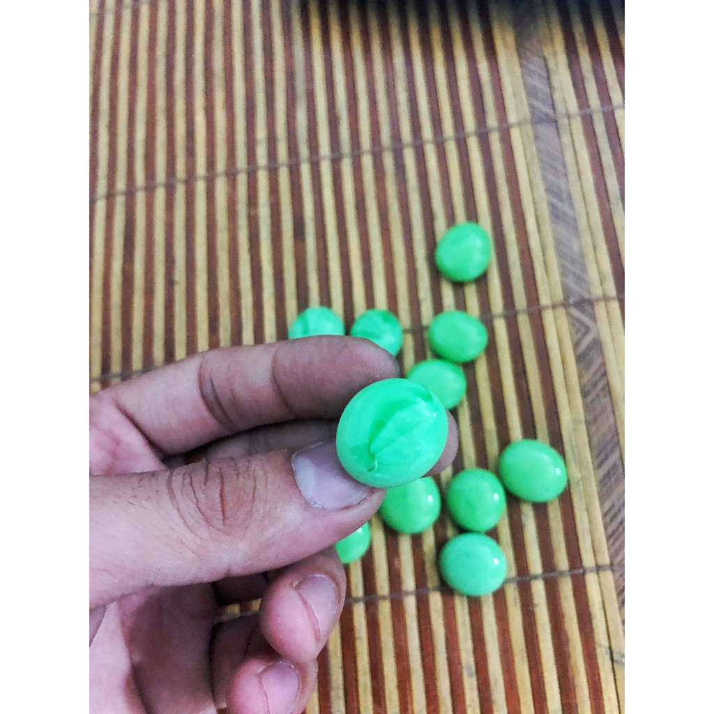 Sỏi thủy tinh trang trí bể cá - 12 viên