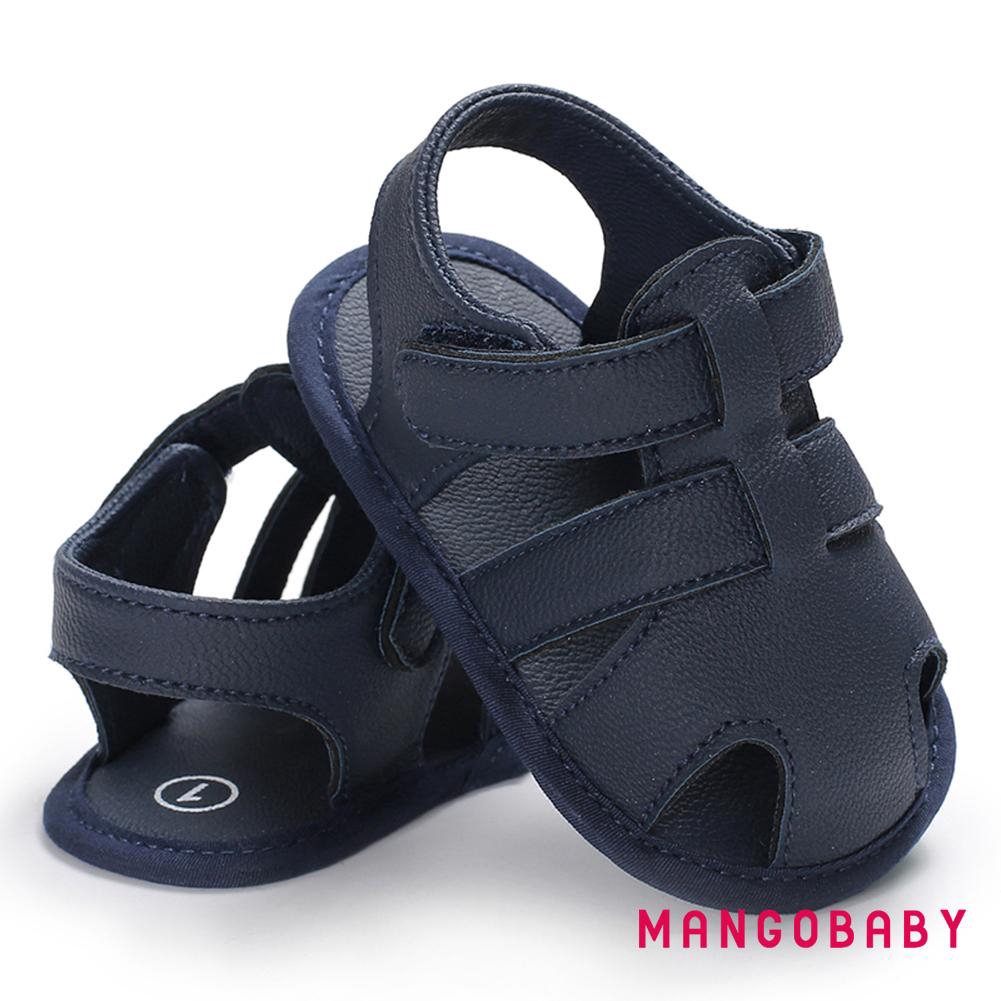 Giày sandal bằng da đế mềm dành cho bé tập đi