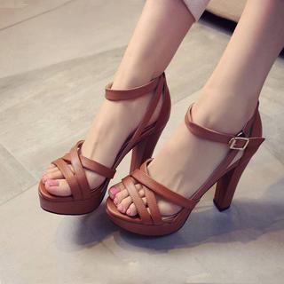 Giày cao gót quai mảnh CG625