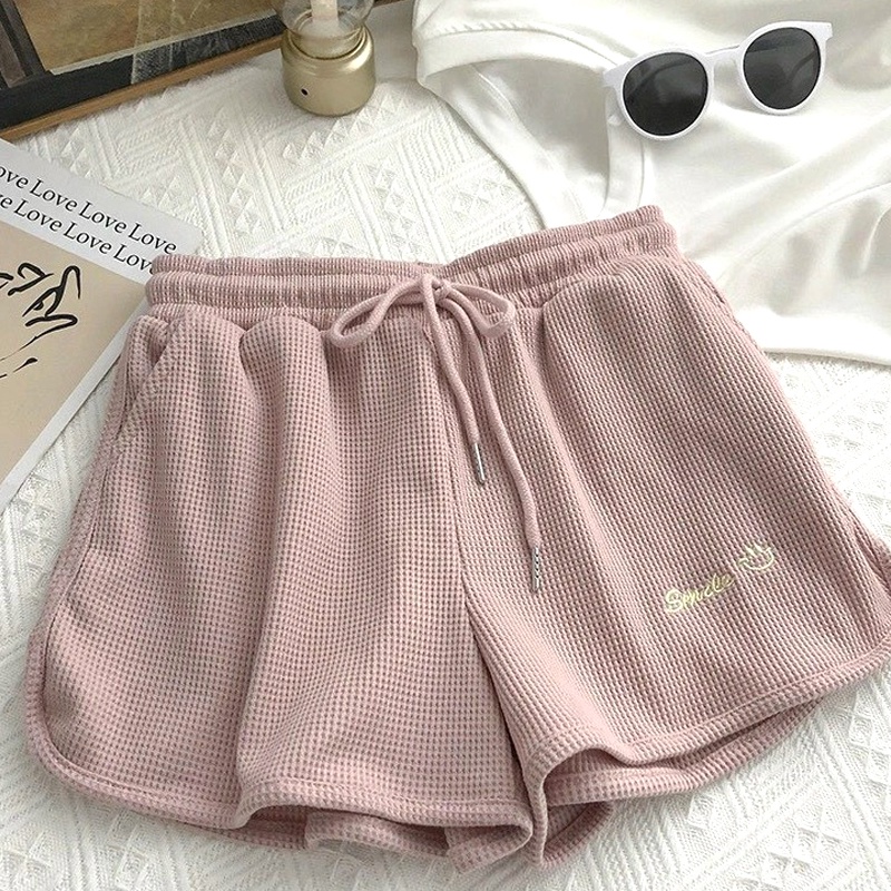 Quần đùi nữ chất liệu tổ ong L99, quần short ngắn tôn dáng chất cao cấp dày dặn phong cách Hàn Quốc cá tính Q8.
