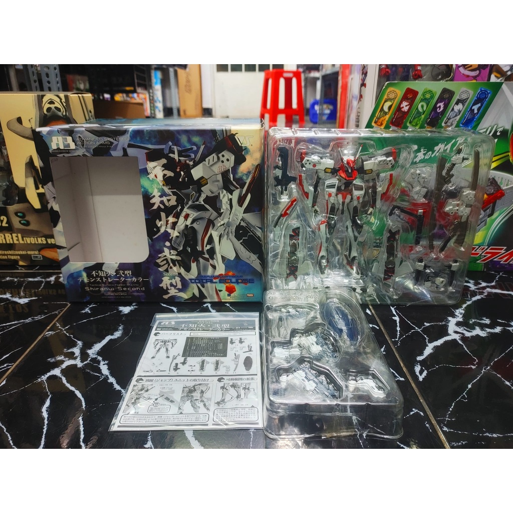 MÔ HÌNH  VOLK A3 MUV-LUV 022 SHIRANUI SECOND TYPE 2ND