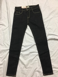Quần jean 1 chiec 80.000₫