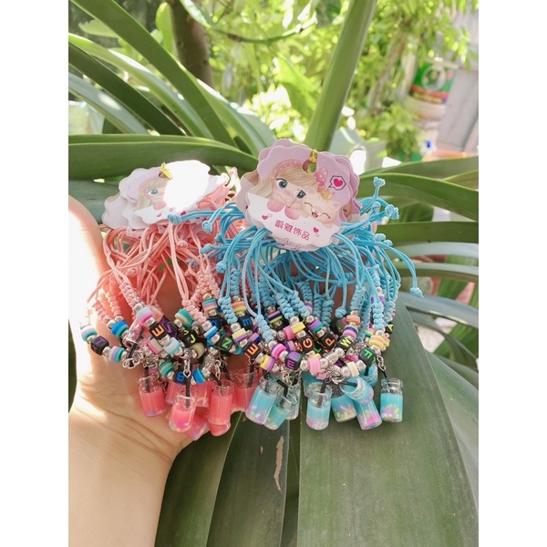 Vòng tay màu sắc