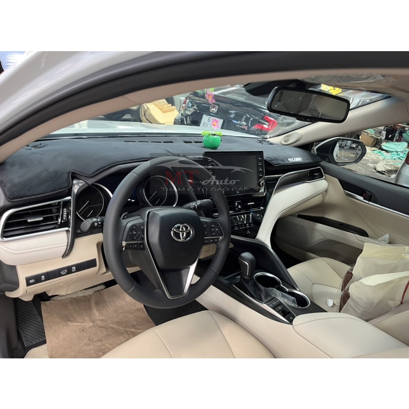 Thảm Taplo Toyota Camry 2019 - 2023