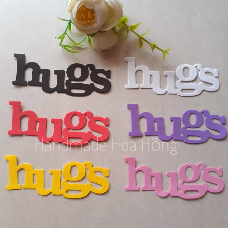 6 chữ HUGS  bằng giấy xốp, 8.7 X 3cm - Hình trang trí thiệp, phong thư, bưu thiếp, bao thư, bao lì xì, giấy mỹ thuật