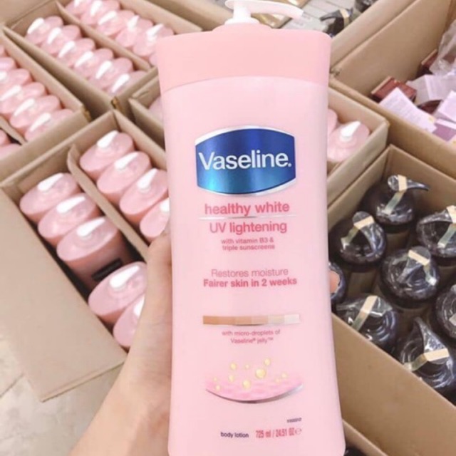 sữa dưỡng thể Vaseline trắng da 725ml