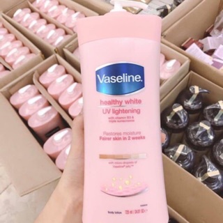 Sữa dưỡng thể Vaseline trắng da 725ml