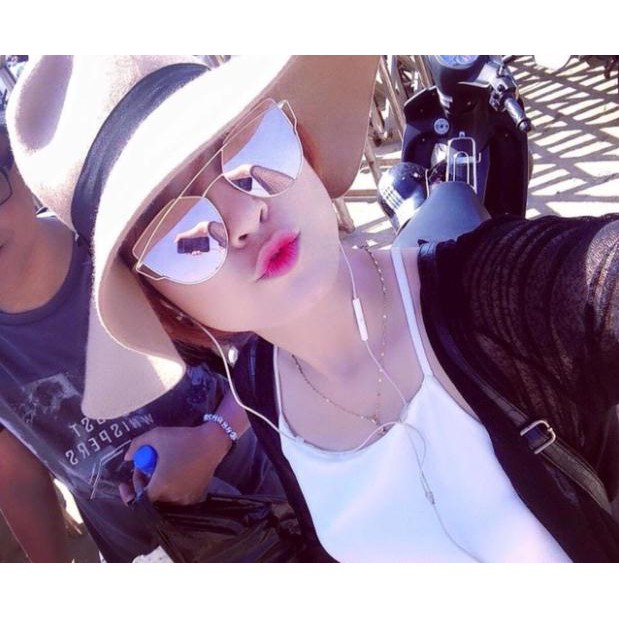 Kính Tráng Gương Bạc đi biển Du Lịch | BigBuy360 - bigbuy360.vn