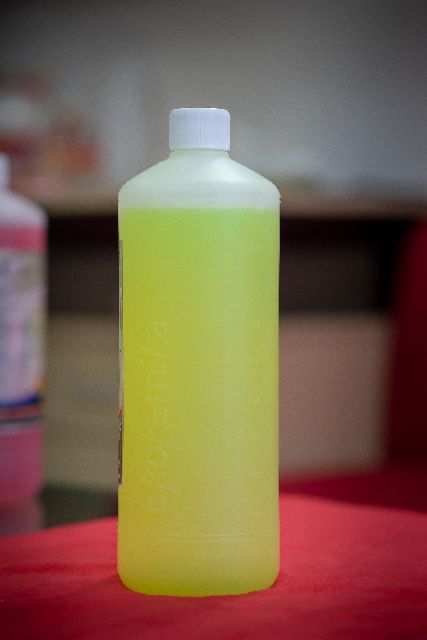 NƯỚC RỬA Ô TÔ VÀ XE MÁY KHÔNG CHẠM BIO 25 -1L