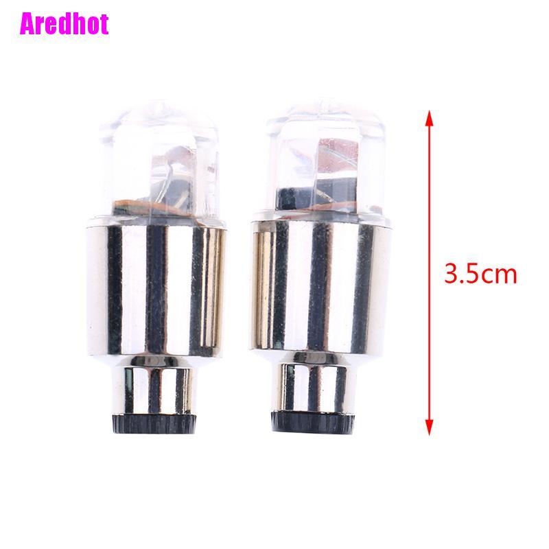 2 Đèn LED gắn vào Bánh Xe / Van Xe Hơi