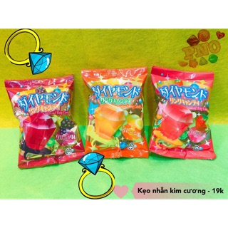 Kẹo mút hình nhẫn kim cương