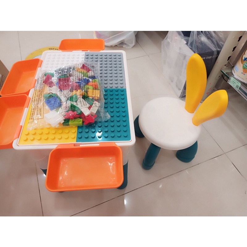 Bộ bàn ghế Holla ghép lego cho bé size nhỏ